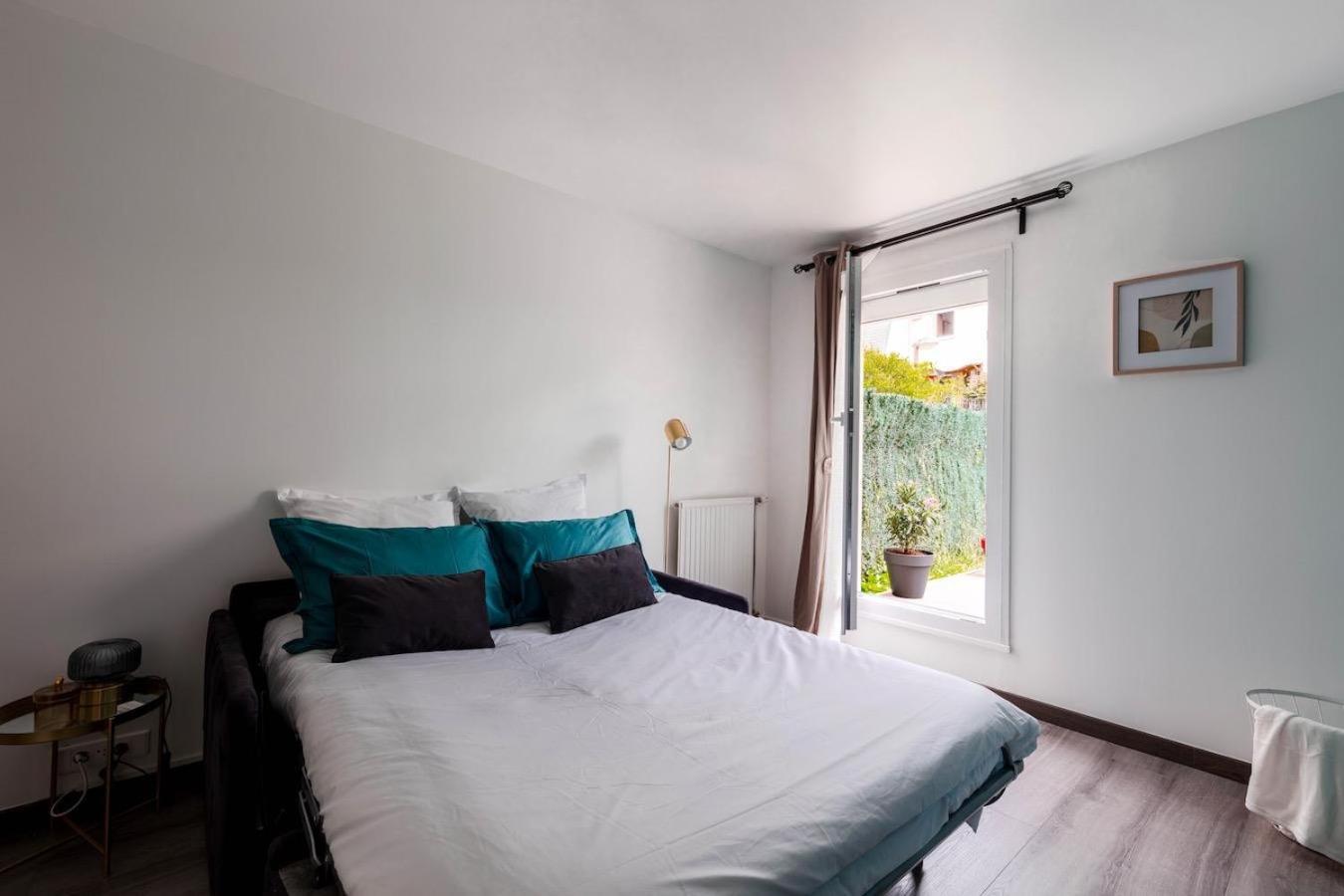 Charmant Refuge Avec Jardin, A 6 Minutes A Pied Du Metro Creteil L Echat-Lovely Retreat With Garden, Located A 6-Minute Walk From Creteil L Echat Metro Station Luaran gambar