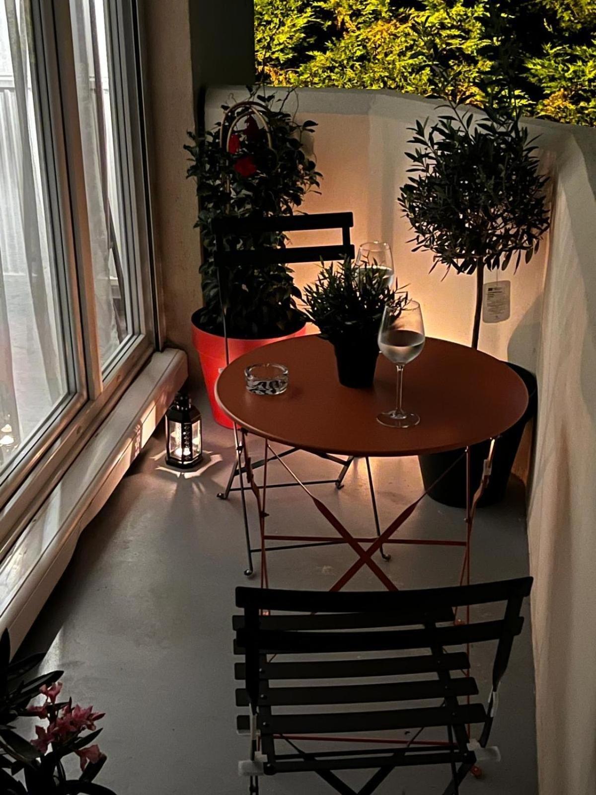 Charmant Refuge Avec Jardin, A 6 Minutes A Pied Du Metro Creteil L Echat-Lovely Retreat With Garden, Located A 6-Minute Walk From Creteil L Echat Metro Station Luaran gambar